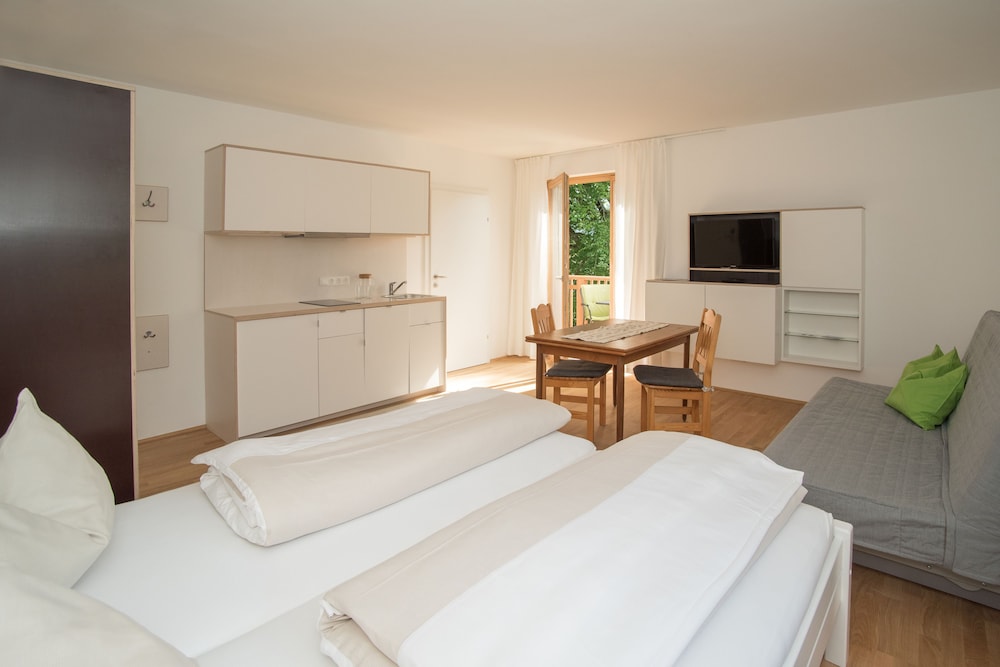 Family Apartment, 1 Queen Bed, Balcony, Garden Area photo 1
