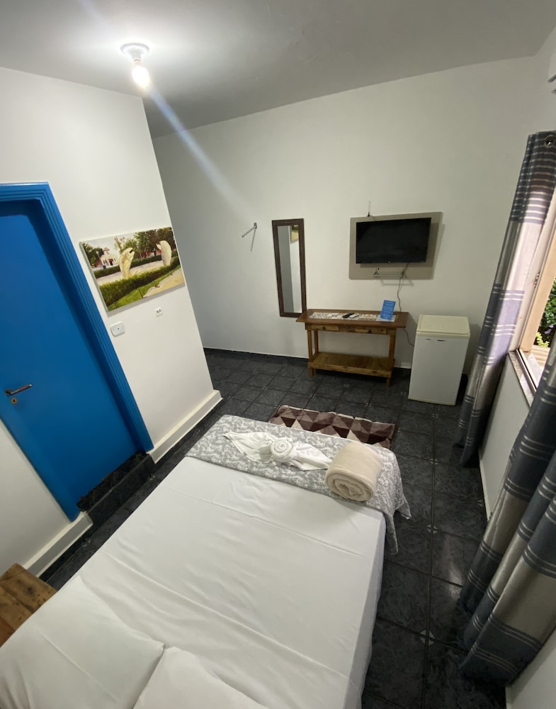 Economy Double Room - Photo 5