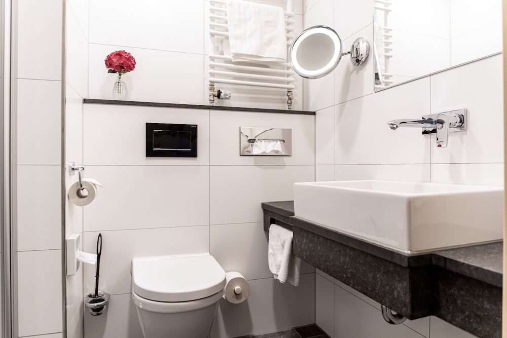 Standard Single Room - Photo 4