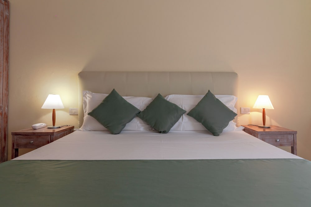 Classic Double or Twin Room - Photo 2