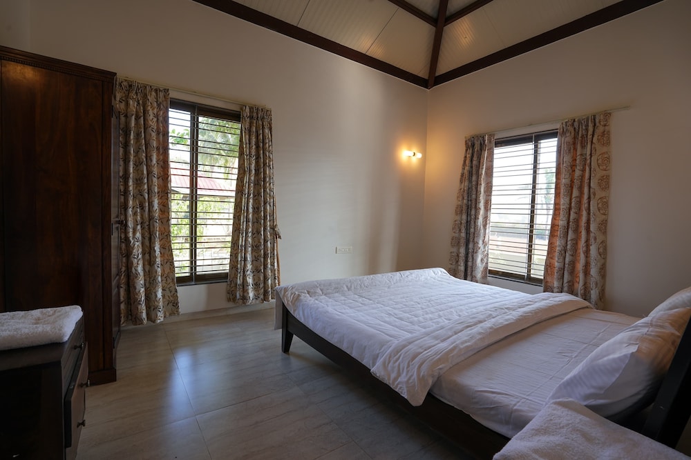 Premium Bungalow, 6 Bedrooms