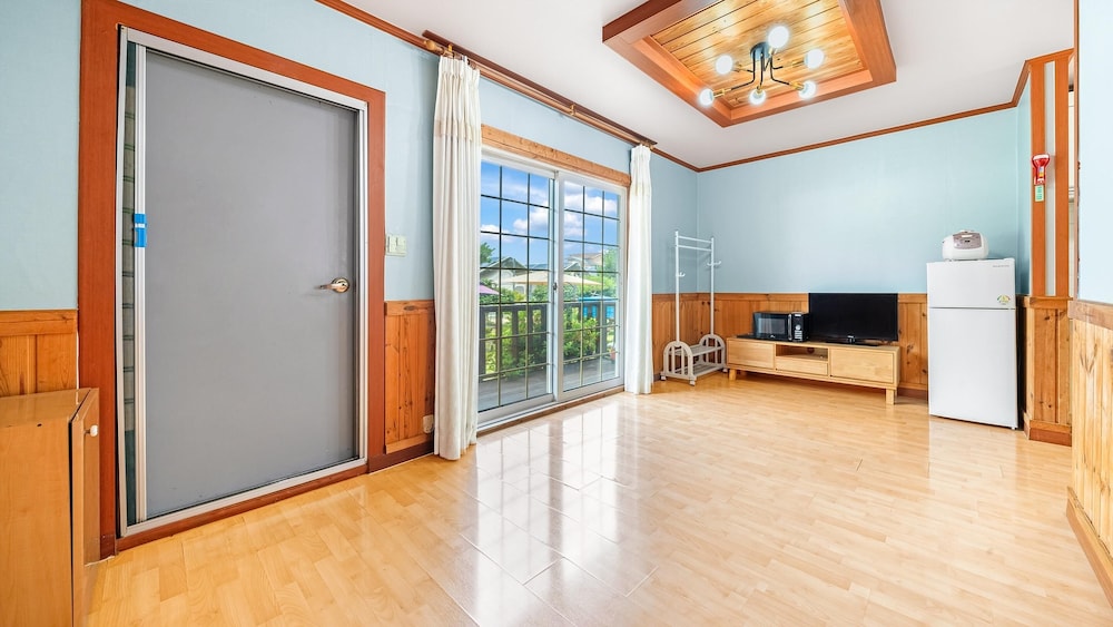 Basic Room, 1 Bedroom (marguerite) - Photo 6