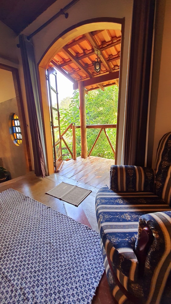 Premium Suite, Bathtub, Mountain View photo 2