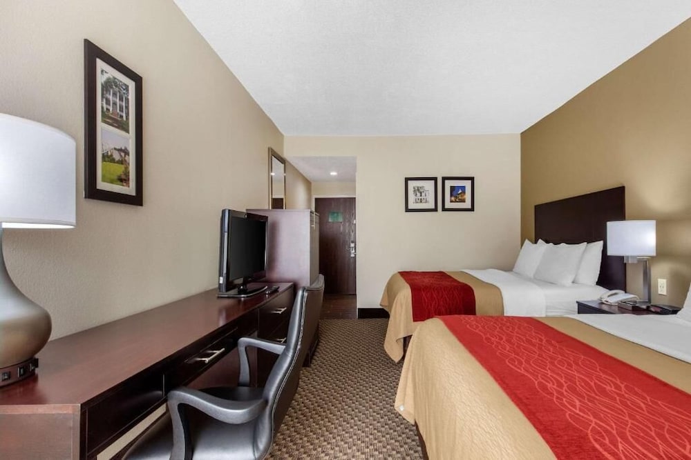 Standard Room, 2 Queen Beds, Non Smoking - Photo 5