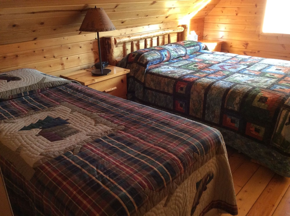 Cabin, Multiple Beds photo 1