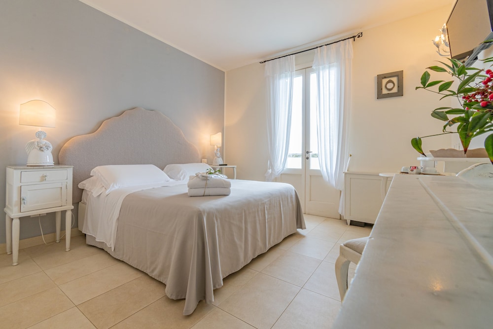 Classic Room - Photo 1