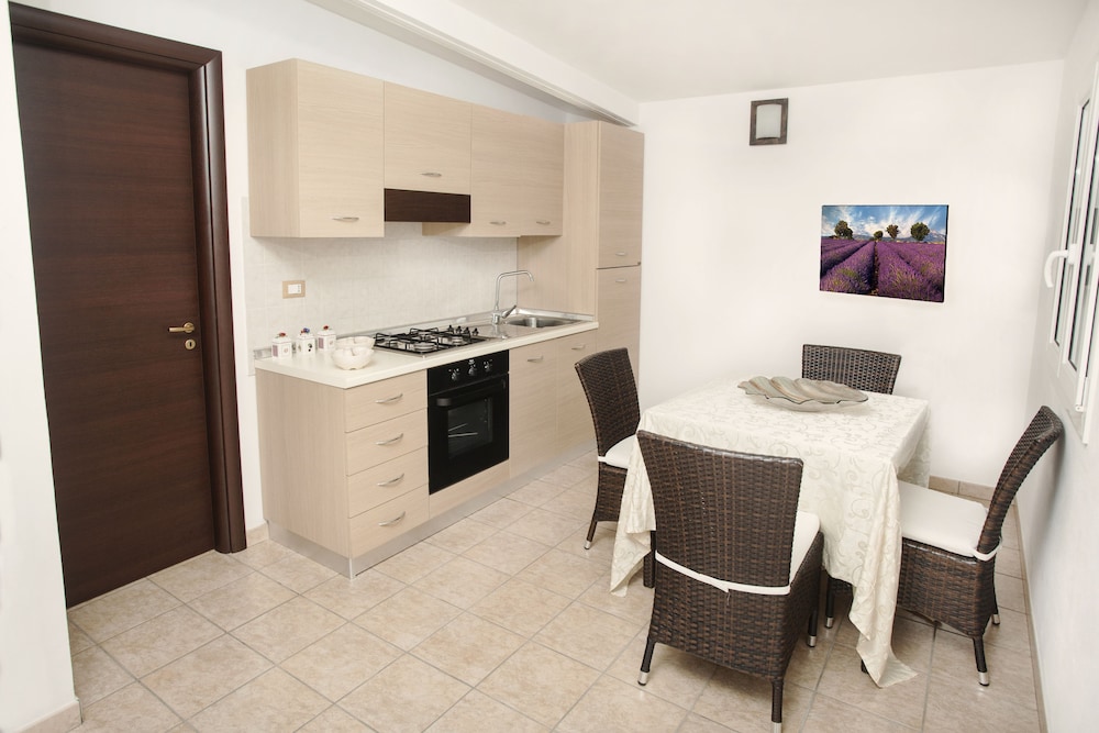Premium Bungalow, 2 Bedrooms, Kitchen photo 3