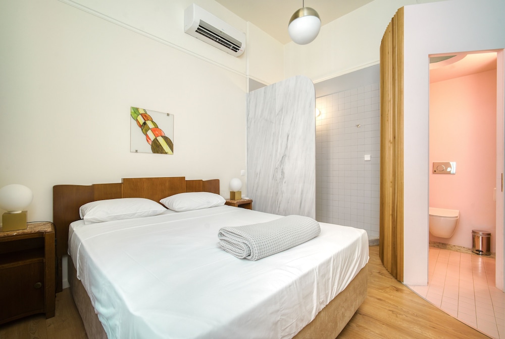 Luxury Apartment photo 3
