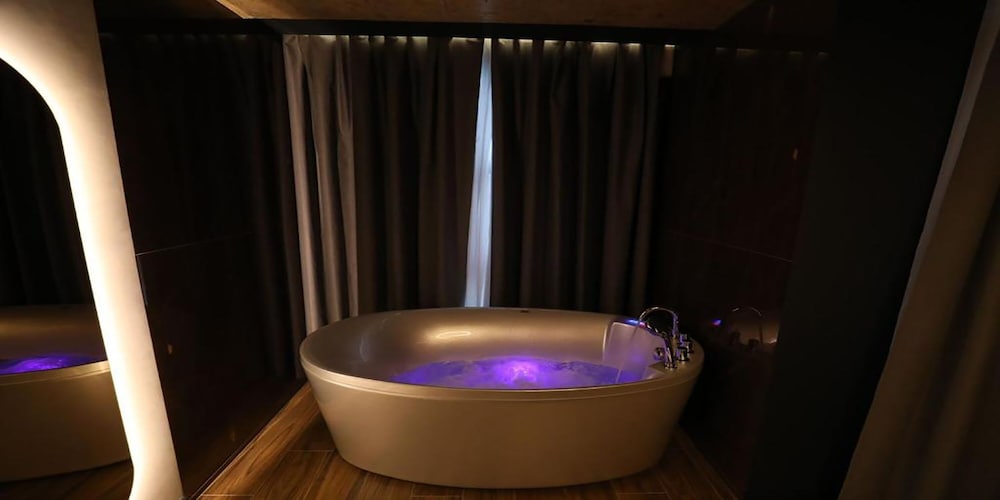 Deluxe Double Room, Balcony photo 2