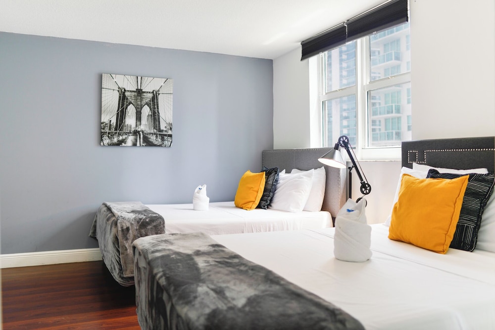 Luxury Condo, 2 Bedrooms, City View photo 2