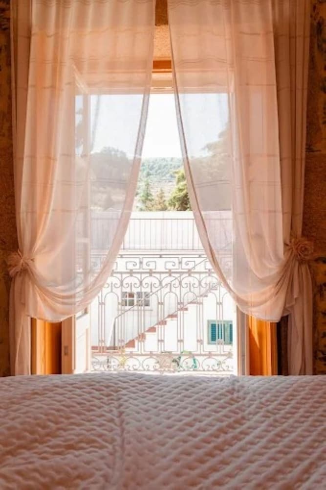 Family Double Room, Balcony, Garden View photo 3