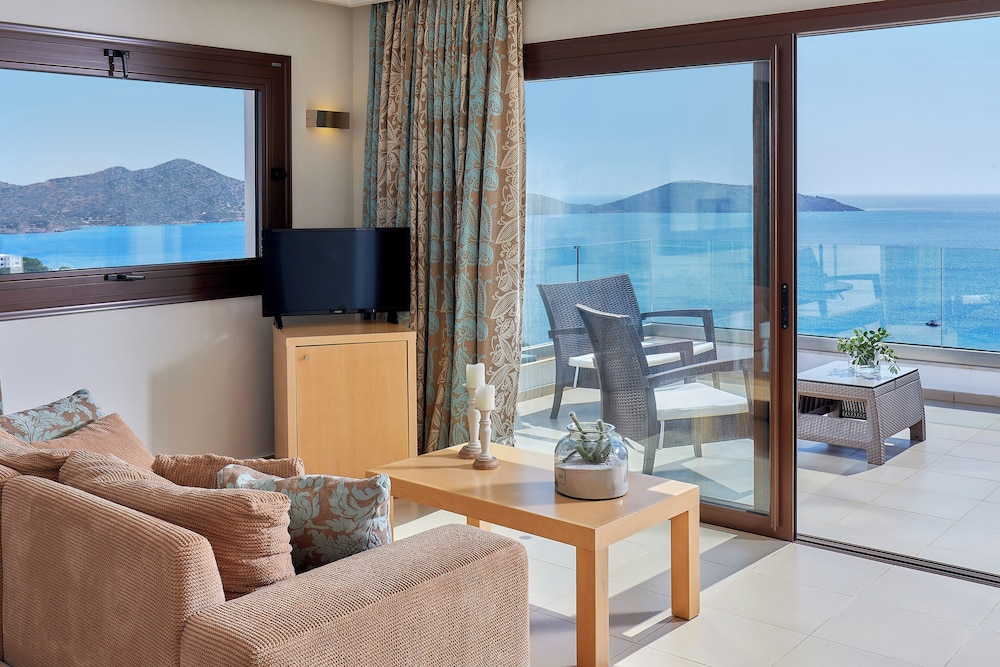 Vip Suite Sea View thumbnail 5