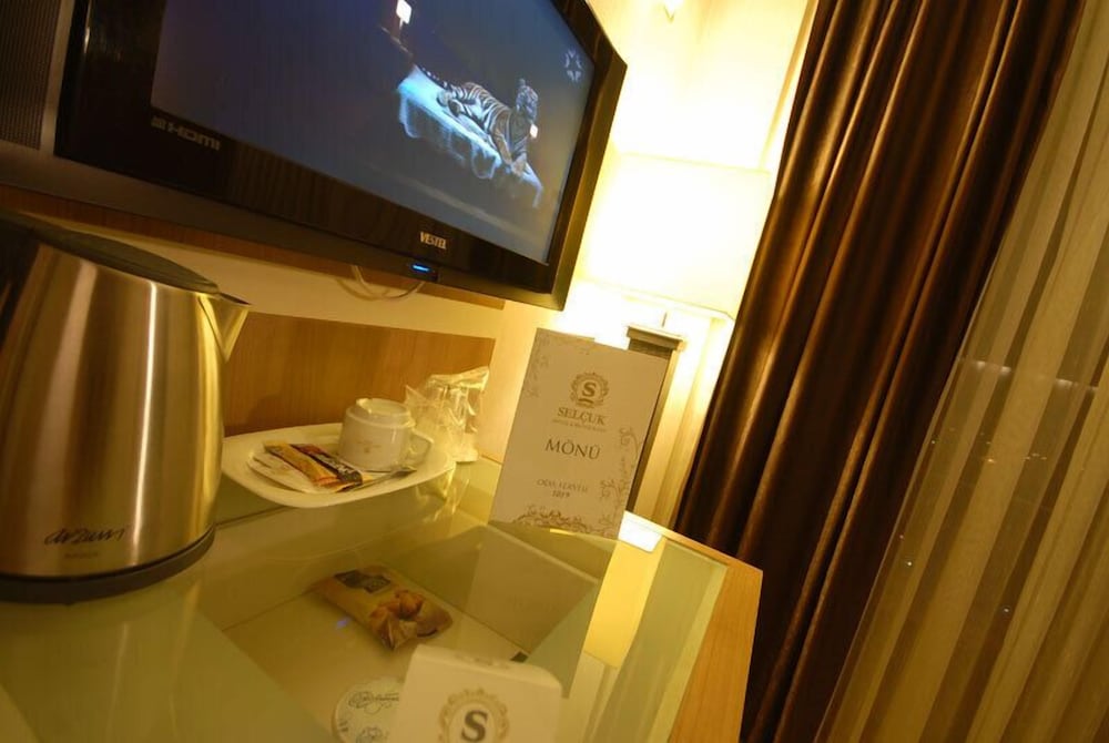 Standard Double Room Single Use photo 2