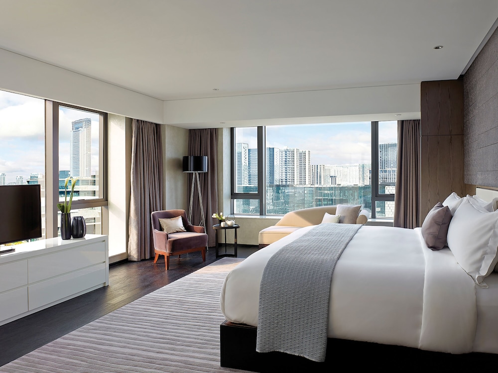 Suite, 1 Bedroom, River View photo 2
