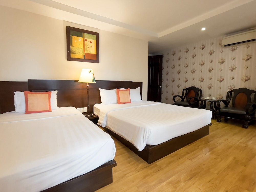 Triple Room, 1 Bedroom photo 3