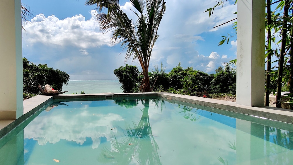 Suite, Private Pool, Beach View