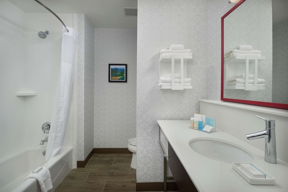 Room, 2 Queen Beds, Accessible (Hearing)