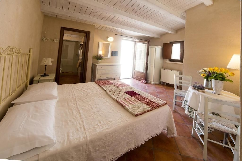 Comfort Apartment, 2 Bedrooms, 2 Bathrooms (Carretteria)