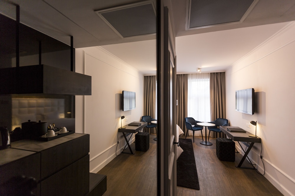 Deluxe Room, Terrace, Garden Area photo 2
