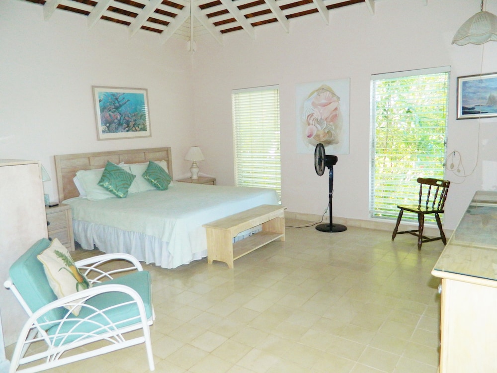 Apartment, 2 Bedrooms (Family Suite, Cove View)