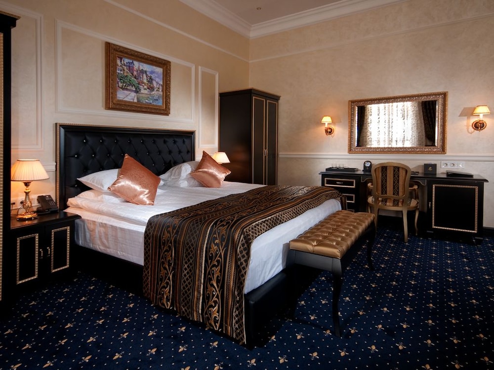 Suite (Ambassador) photo 2