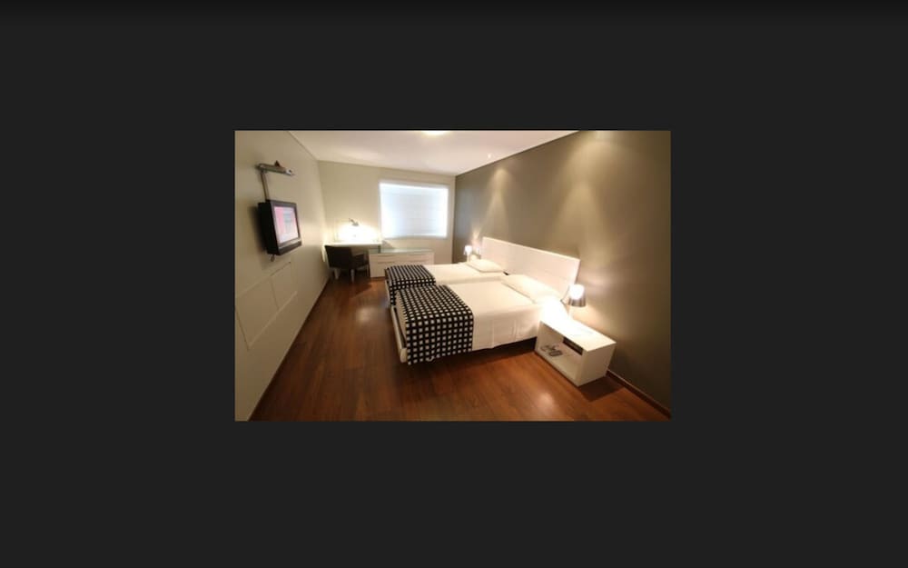 Deluxe Triple Room, Garden View - Photo 6