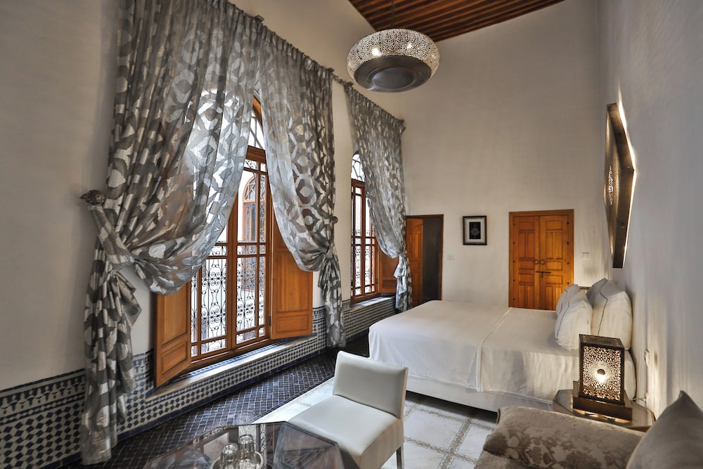 Romantic Double Room (Sara) photo 2