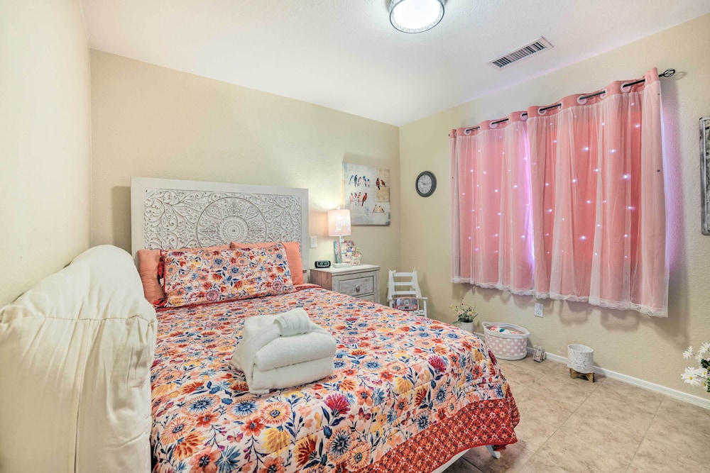 House (2 Bedrooms) photo 2