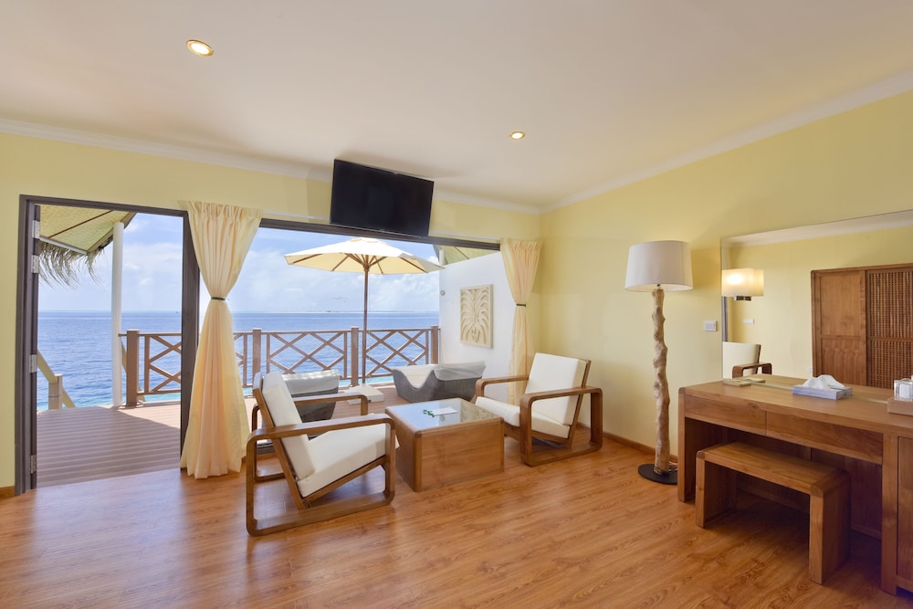 Water Bungalow photo 2