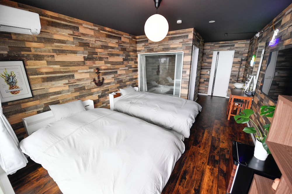 Deluxe Twin Room, Balcony, Ocean View photo 1