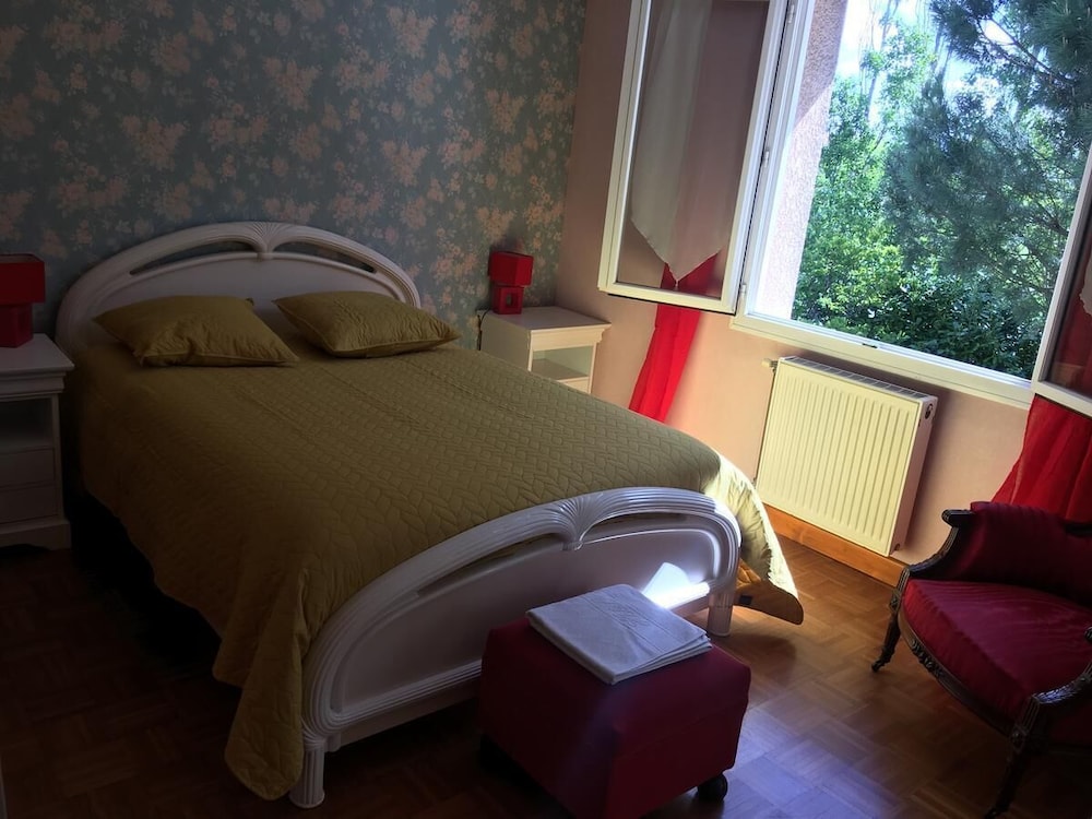Double Room - Photo 2