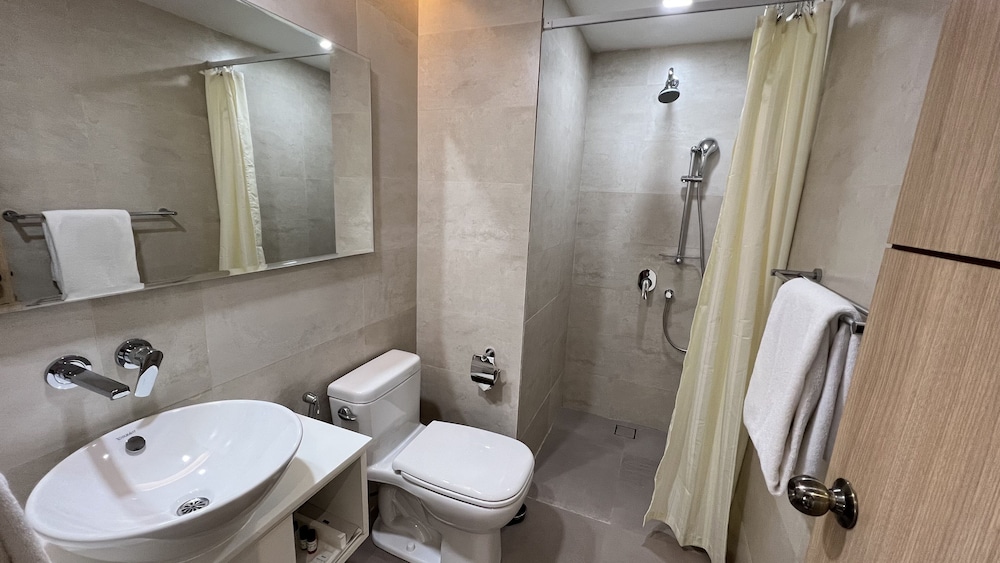 Deluxe Twin Room - Photo 4