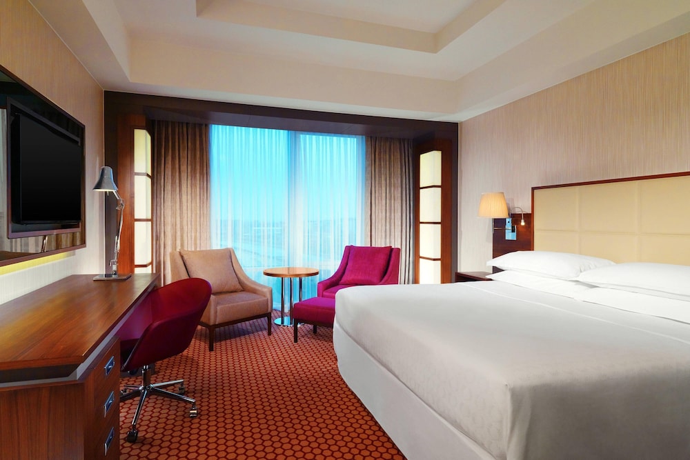 Club Room, 1 King Bed