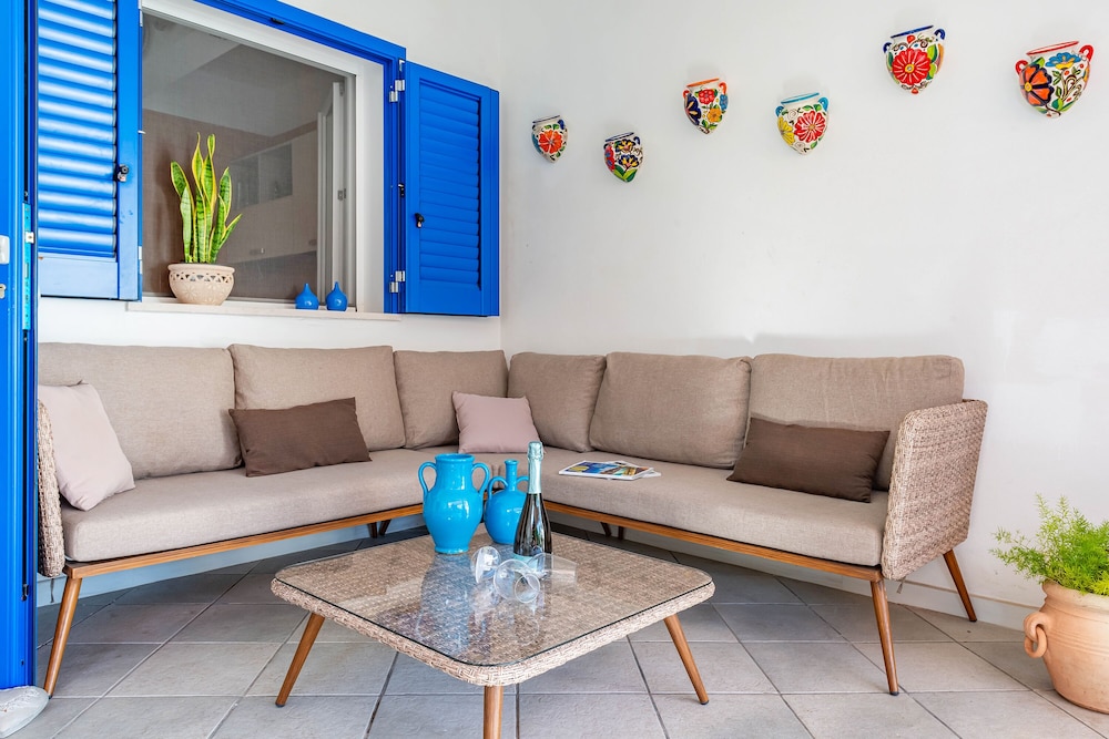 Family House, 2 Bedrooms (La Casa Del Sole On The Ionio Sea) photo 3