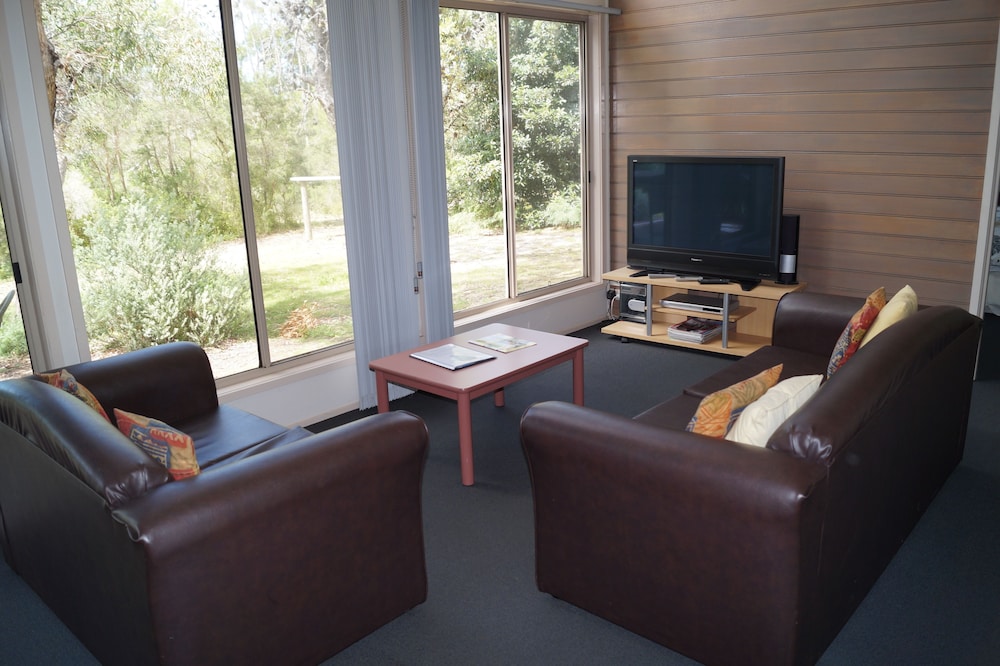 Standard Cabin, 2 Bedrooms, Non Smoking, Kitchen (Sleeps 4) photo 3