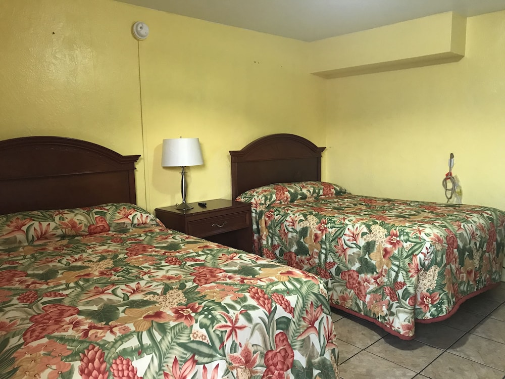 Double Room, Refrigerator & Microwave, Courtyard View photo 1