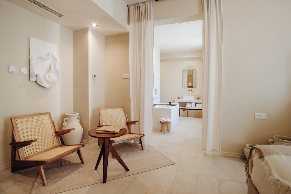 Executive Suite photo 2