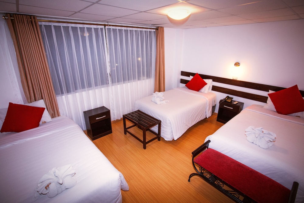 Panoramic Triple Room photo 2