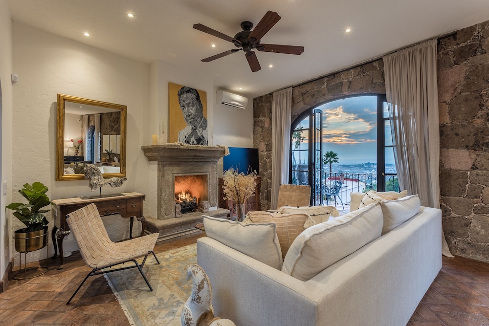 Exclusive Villa, 3 Bedrooms, Fireplace, Valley View photo 1