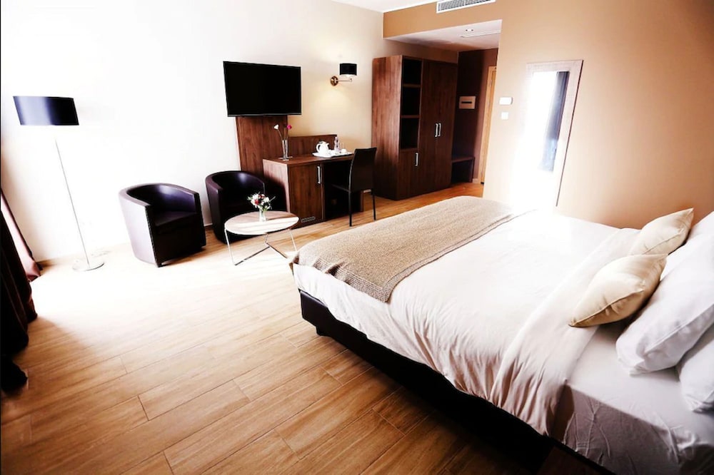 Classic Double Room photo 1