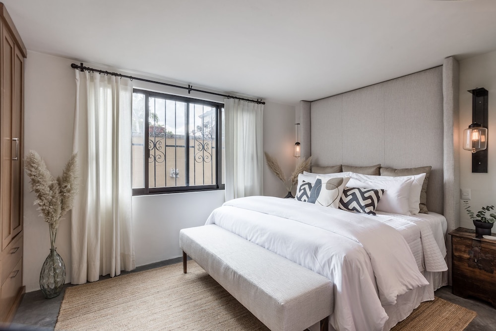 Deluxe Studio Suite photo 1