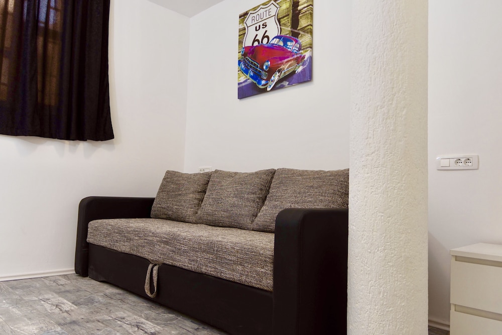 Luxury Apartment, 2 Bedrooms, Courtyard Area photo 2