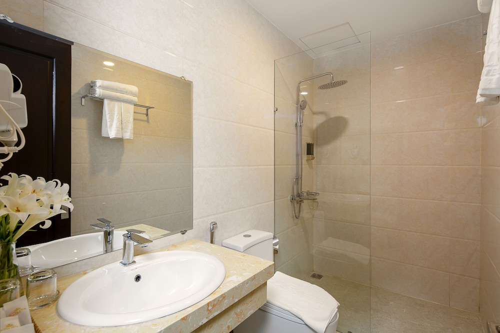 Deluxe Twin Room - Photo 8