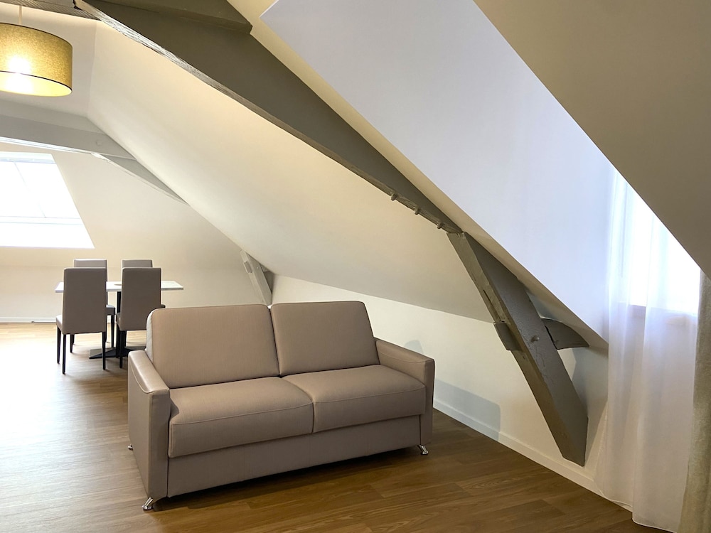 Apartment photo 3