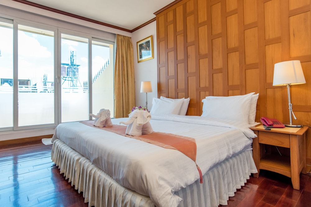 Superior Room, Balcony, City View photo 3