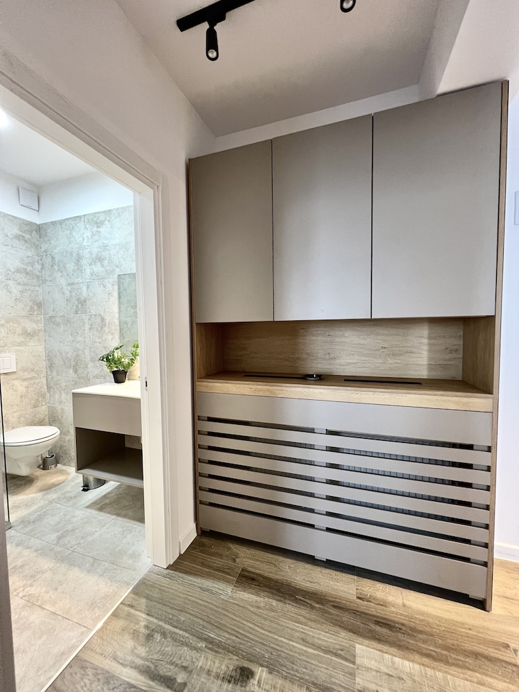 Deluxe Apartment, Non Smoking, City View photo 2