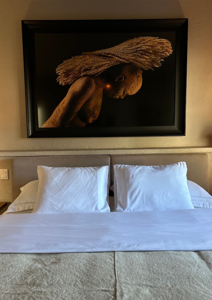 Comfort Room photo 2