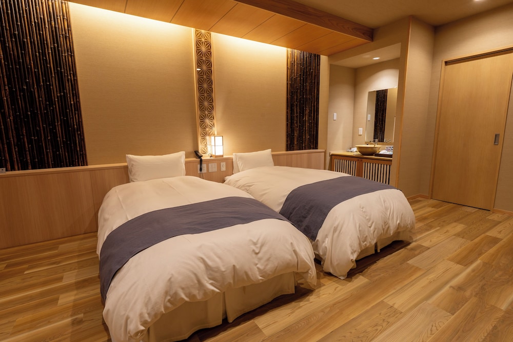 Standard Room, Non Smoking (No Bath) photo 3