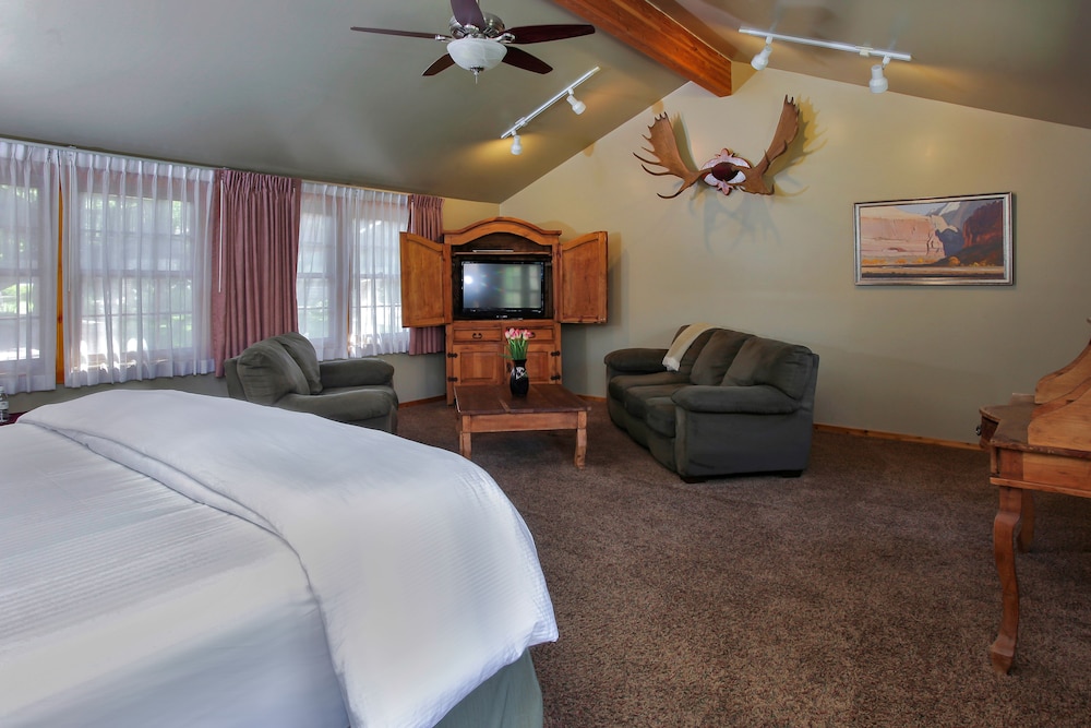Jim Jones Suite