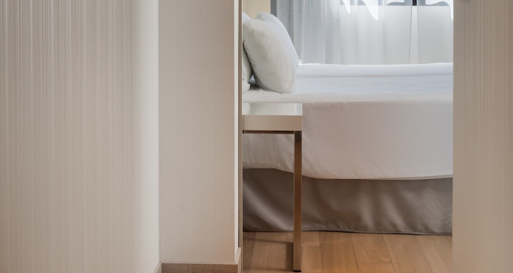 Superior Room (Extra Bed 2 adults + 1 child) - Photo 3